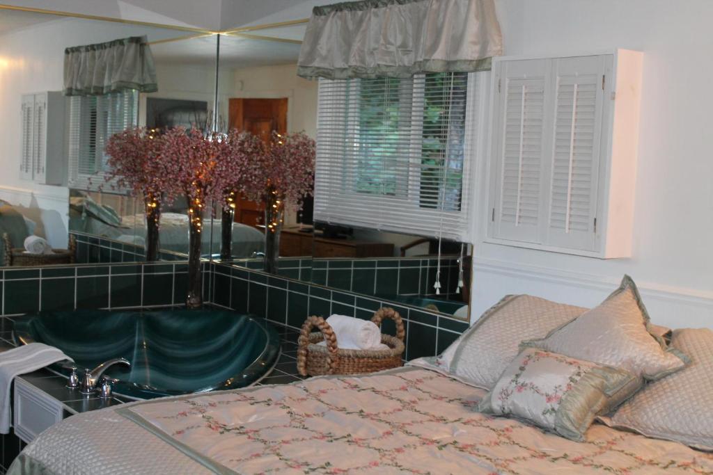 Twin Lakes - Hurley Villa Habitación foto